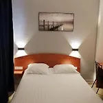 Des Lices - Hotel 2*