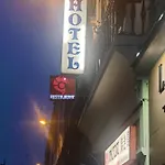 Des Lices - Otel