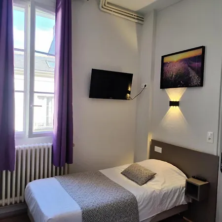 Des Lices - מלון