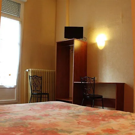 Des Lices - Otel 2*