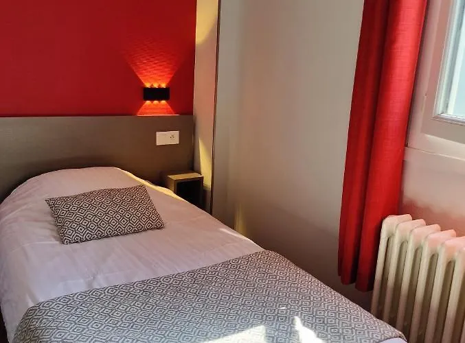 Des Lices - אנז'ה