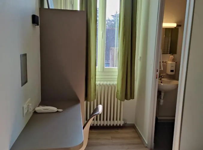 Des Lices - Hotel 2*